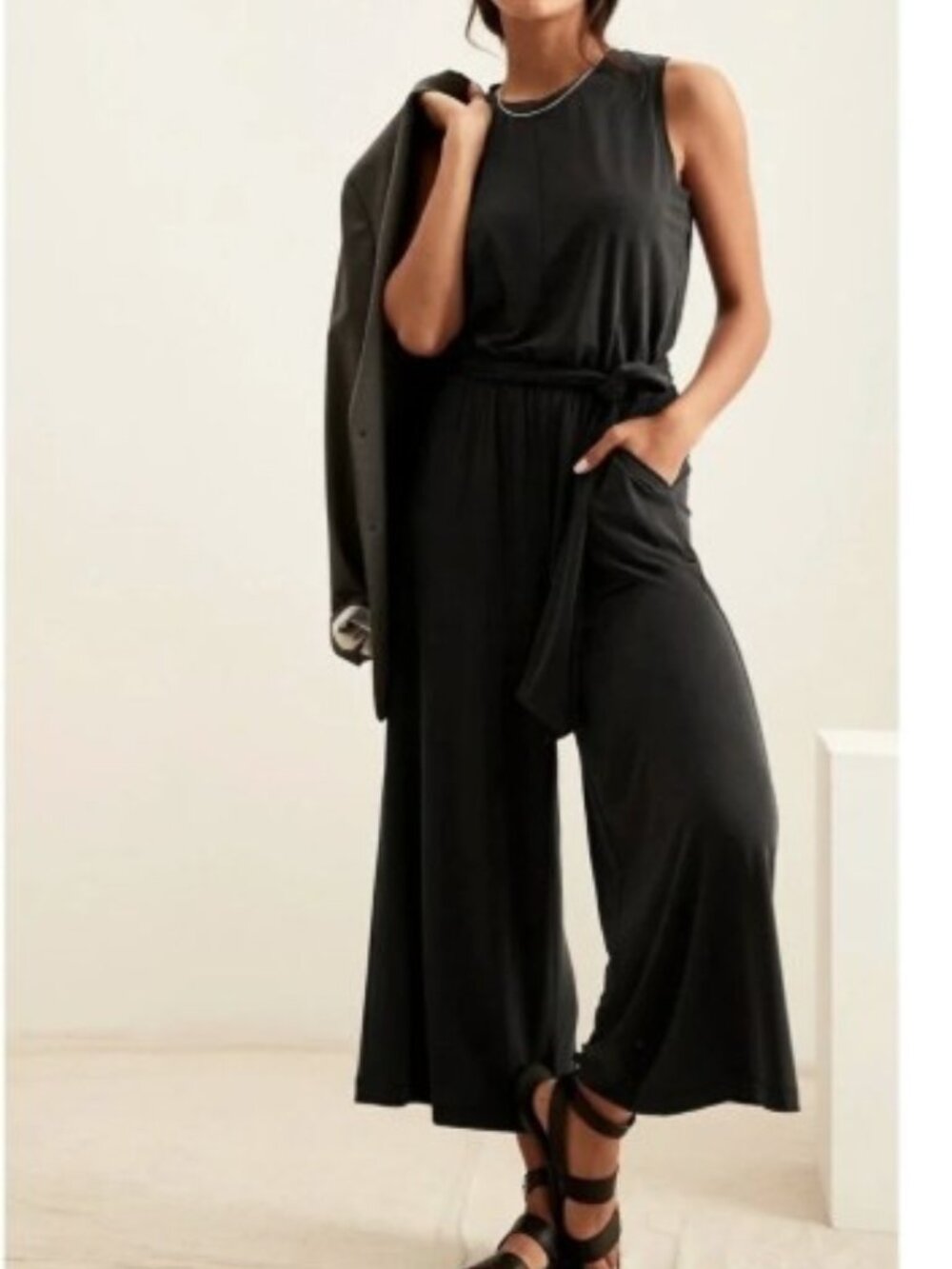 Banana Republic Black Sleeveless Cropped Wide Leg Jumpsuit Belted Size XS